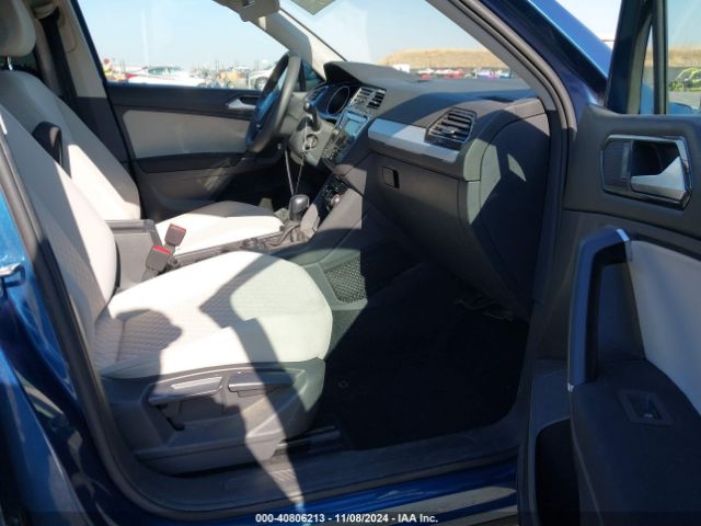 3VV0B7AX0JM019985 Volkswagen Tiguan 2.0t S