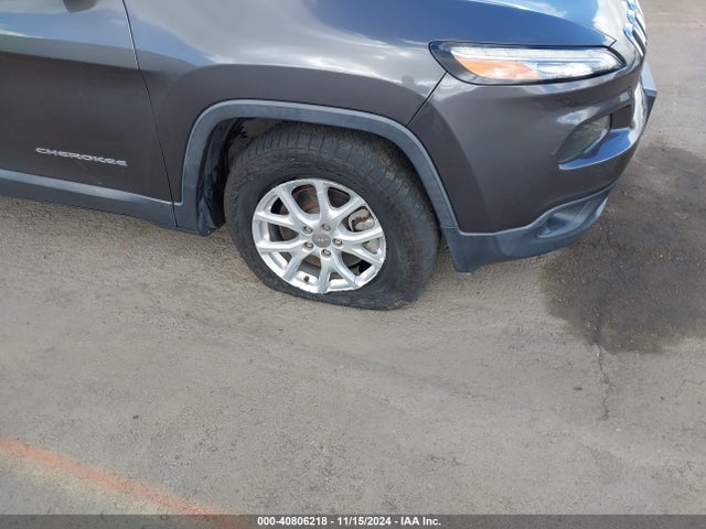 Jeep Cherokee Latitude 2015 1C4PJLCB8FW553897 Image 6