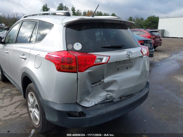 Toyota RAV4 LE 2014 JTMBFREV8ED082432 Image 6