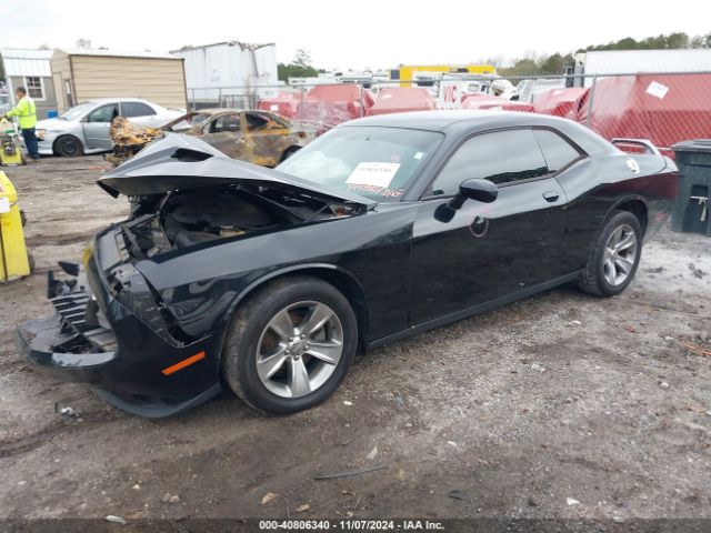 2C3CDZAG8FH782428 Dodge Challenger Sxt
