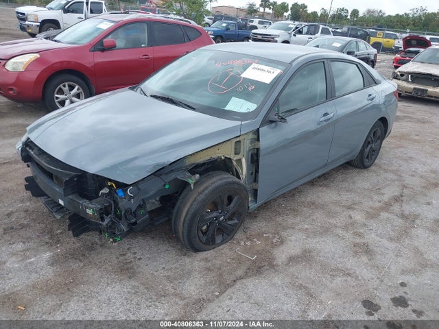 KMHLM4AG6MU212660 Hyundai ELANTRA SEL