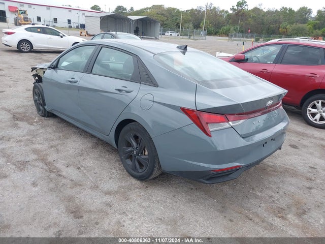 KMHLM4AG6MU212660 Hyundai ELANTRA SEL