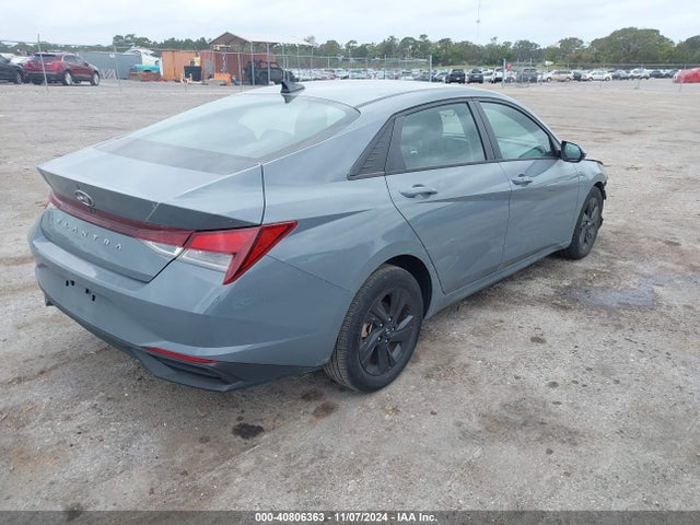 KMHLM4AG6MU212660 Hyundai ELANTRA SEL