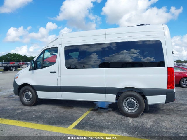 W1Z4KFHY3RP714466 Mercedes-Benz Sprinter 2500 Standard Roof 4-cyl Diesel