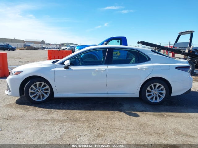 Toyota CAMRY LE 2022 4T1C11AK5NU663897 Image 14
