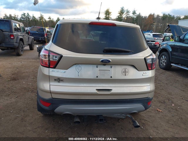 1FMCU0GD0HUE02207 Ford ESCAPE SE
