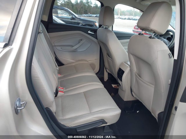 1FMCU0GD0HUE02207 Ford ESCAPE SE