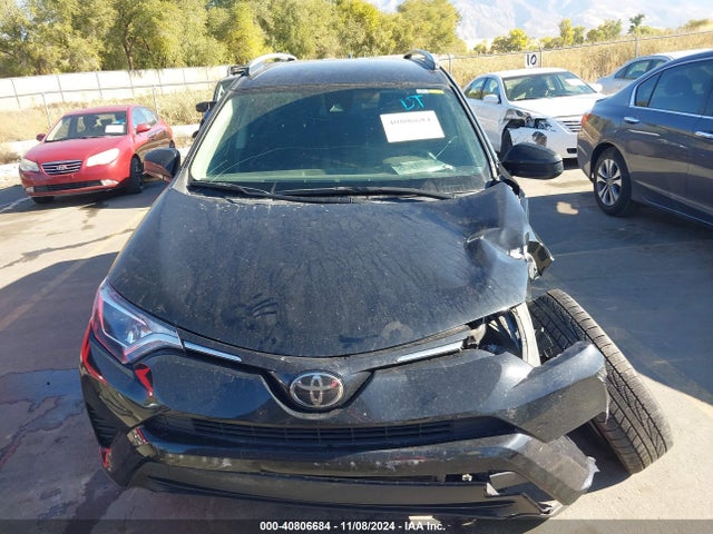 Toyota RAV4 LE 2018 2T3BFREV4JW849898 Image 12