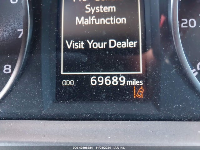 Toyota RAV4 LE 2018 2T3BFREV4JW849898 Image 15