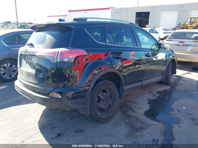 Toyota RAV4 LE 2018 2T3BFREV4JW849898 Image 4