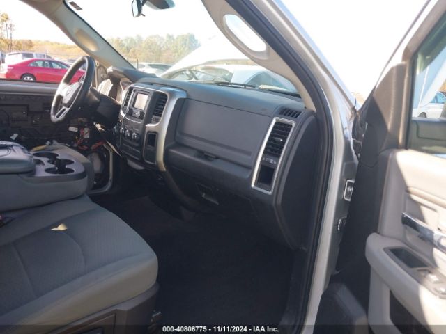 1C6RR7GG0GS149426 RAM 1500 Slt