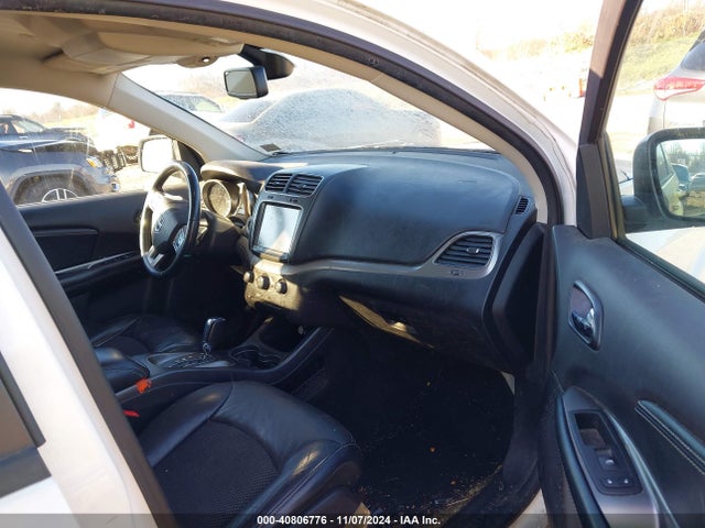 3C4PDCGG1KT737382 Dodge Journey Crossroad
