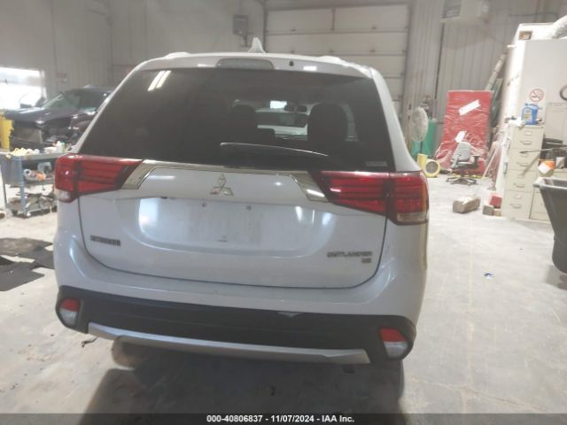 JA4AZ3A31HZ059757 Mitsubishi Outlander Se