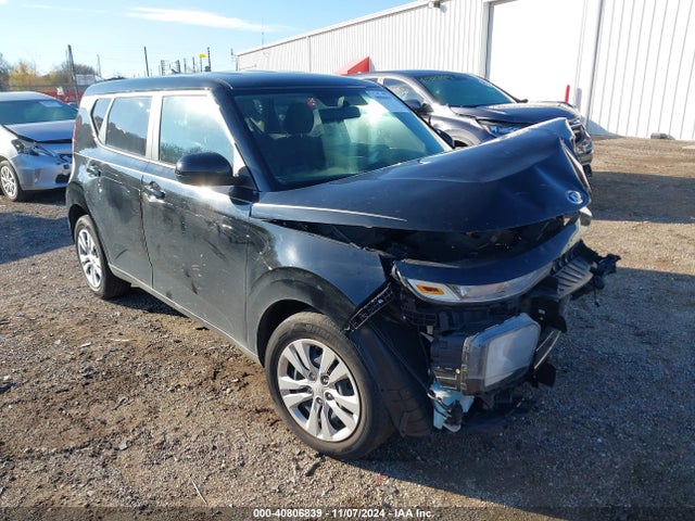 KIA SOUL LX 2020 KNDJ23AU6L7038667 Image 1