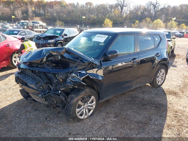 KIA SOUL LX 2020 KNDJ23AU6L7038667 Image 2