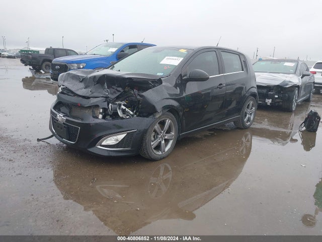 Chevrolet Sonic Rs Auto 2014 1G1JG6SB9E4104805 Image 2