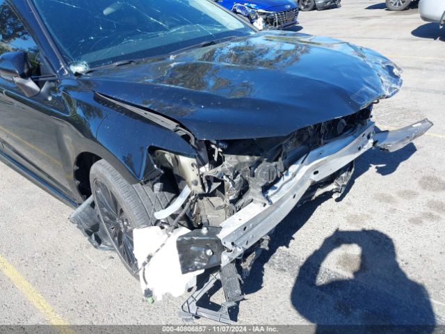 4T1G11AK2NU057202 Toyota Camry Se Nightshade Edition