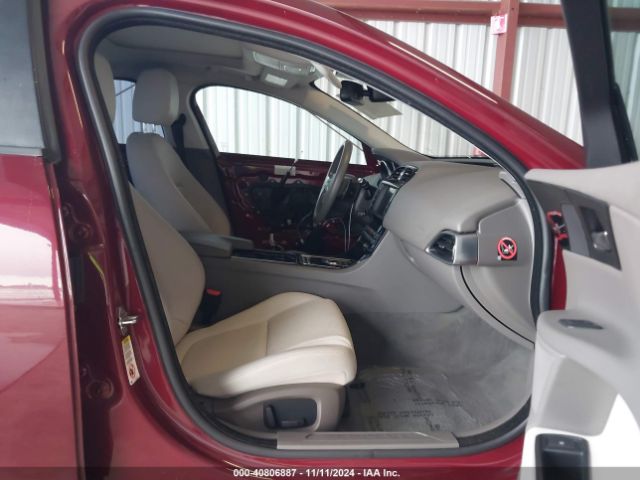 SAJAR4BG0HA960048 Jaguar Xe 25t