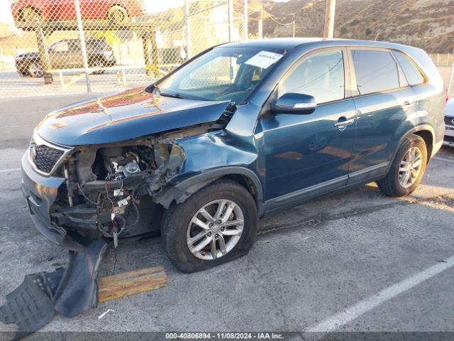 5XYKT3A69FG607845 KIA SORENTO LX