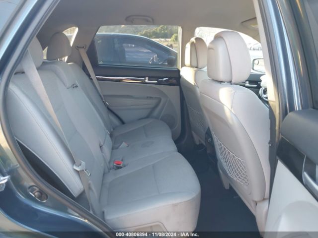 5XYKT3A69FG607845 KIA SORENTO LX