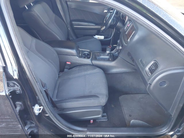 2C3CDXHG5GH227822 Dodge Charger Sxt