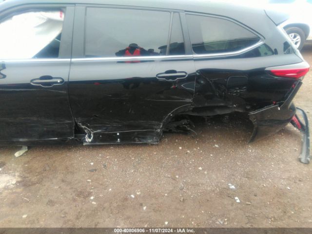 5TDKDRBH6PS520960 Toyota Highlander Le
