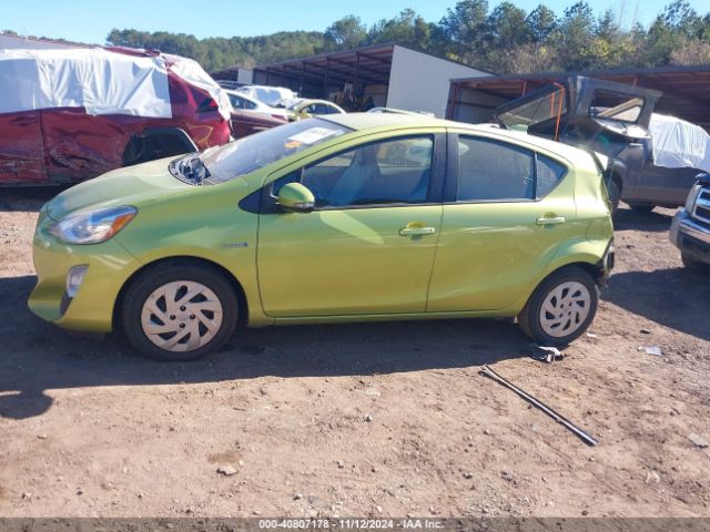 JTDKDTB34G1590679 Toyota Prius C One