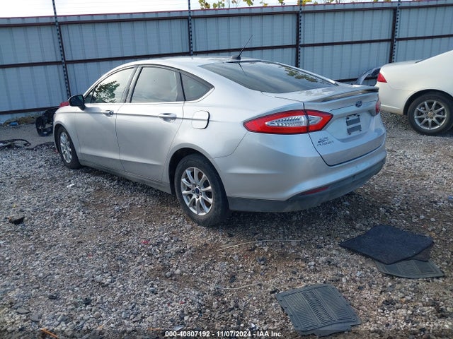 Ford FUSION S 2015 1FA6P0G7XF5116669 Image 3