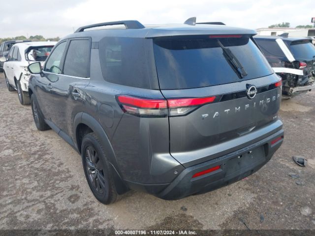 5N1DR3BA0NC215913 Nissan Pathfinder Sv 2wd
