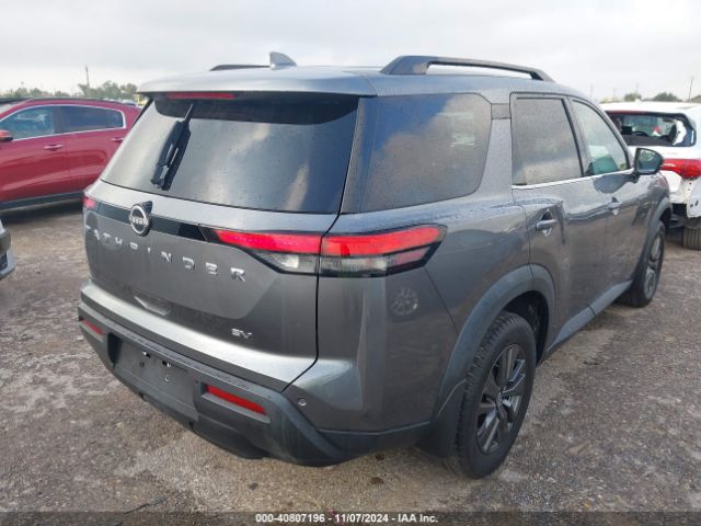 5N1DR3BA0NC215913 Nissan Pathfinder Sv 2wd