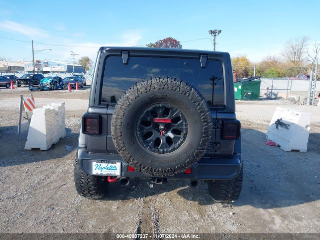1C4HJXFG5JW274323 Jeep Wrangler Unlimited Rubicon 4x4