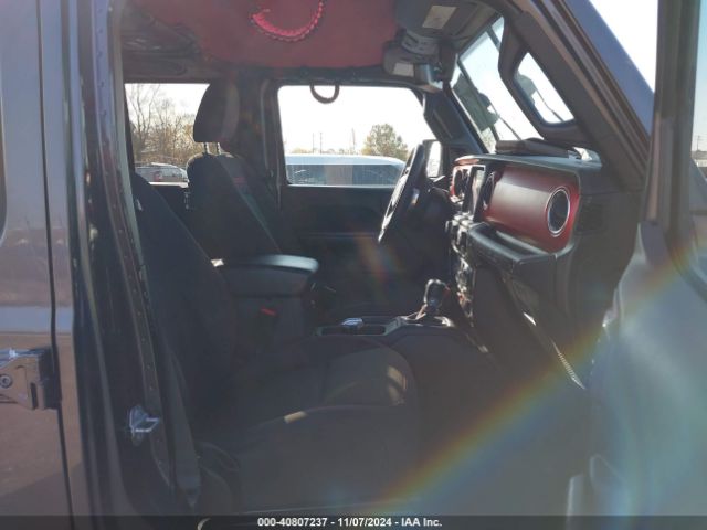 1C4HJXFG5JW274323 Jeep Wrangler Unlimited Rubicon 4x4