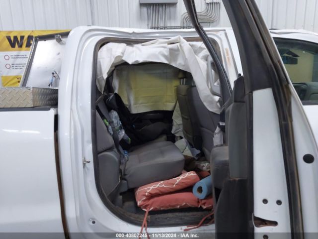 1GT12REY0JF155356 GMC SIERRA 2500HD
