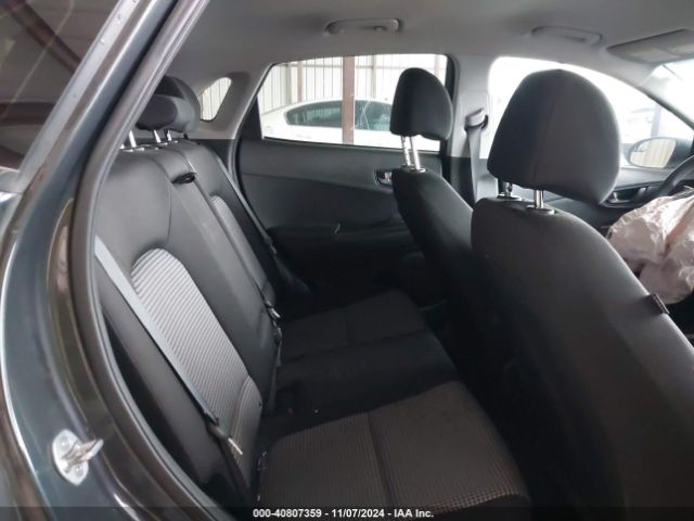 KM8K22AB1NU765745 Hyundai Kona Se