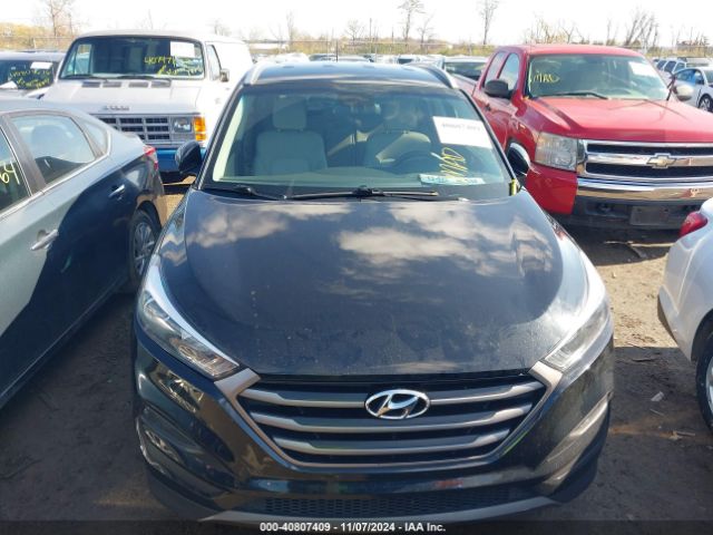 KM8J33A21GU212563 Hyundai Tucson Sport