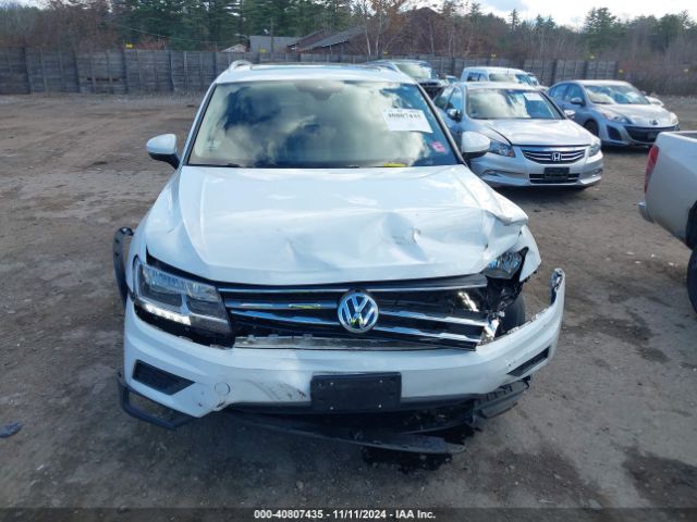 3VV2B7AX9MM017729 Volkswagen Tiguan 2.0t Se/2.0t Se R-line Black/2.0t Sel