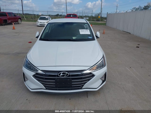 5NPD74LF0KH472001 Hyundai ELANTRA SE