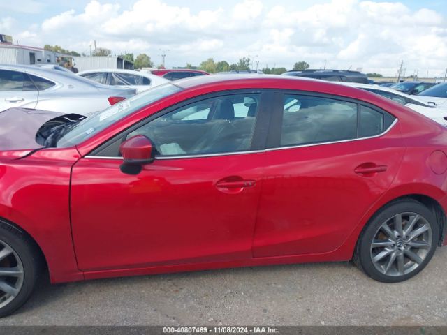 3MZBN1V32JM255926 Mazda Mazda3 Touring