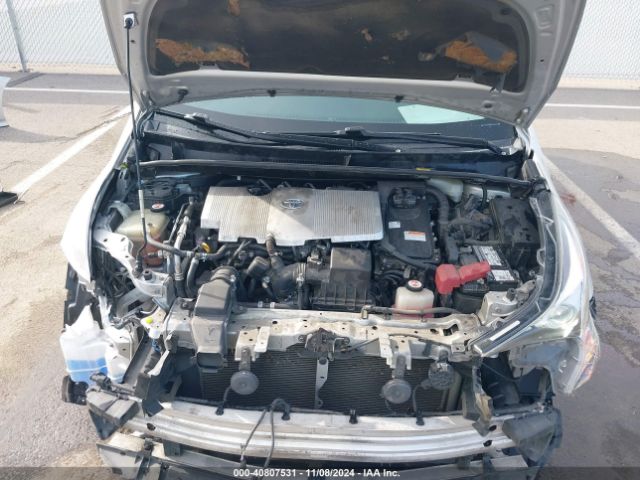 JTDKBRFUXH3568851 Toyota Prius Two