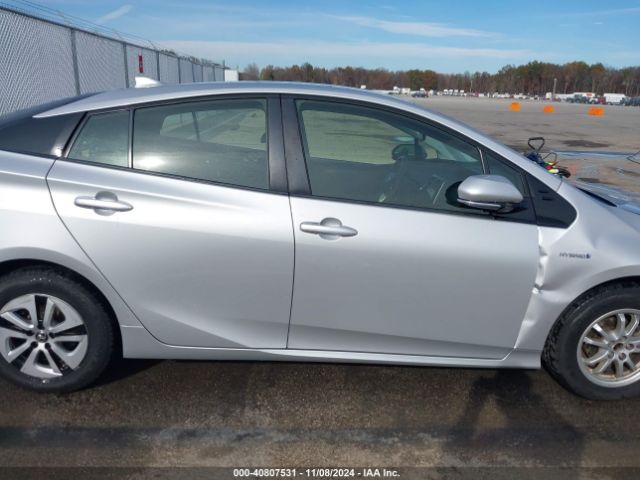 JTDKBRFUXH3568851 Toyota Prius Two