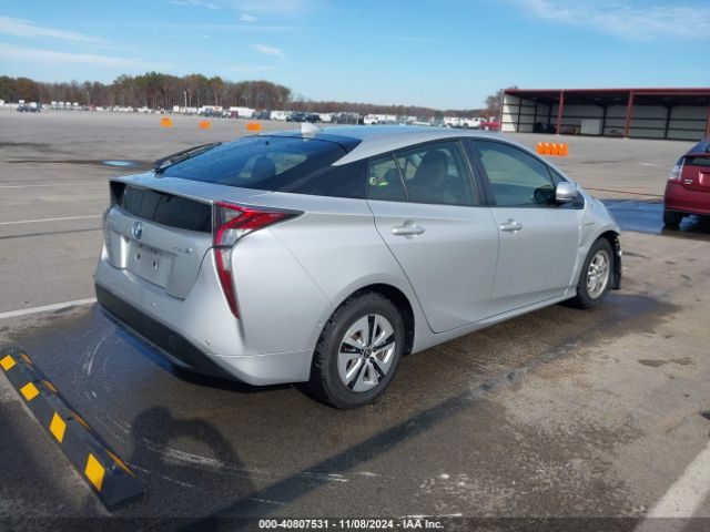 JTDKBRFUXH3568851 Toyota Prius Two