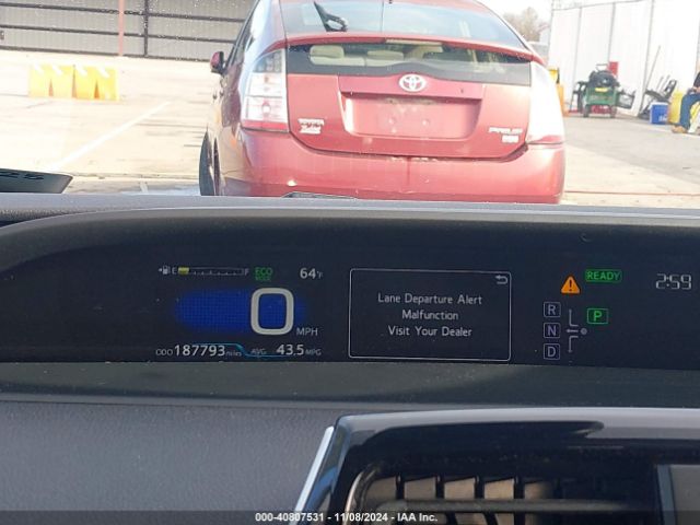 JTDKBRFUXH3568851 Toyota Prius Two