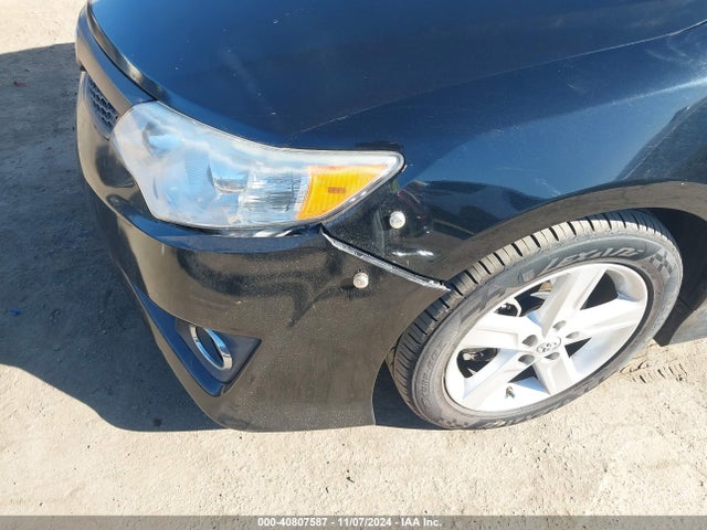 4T1BF1FK3EU860072 Toyota CAMRY SE