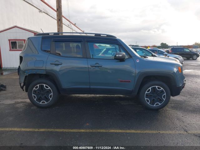 ZACCJBCT9FPB92856 Jeep Renegade Trailhawk