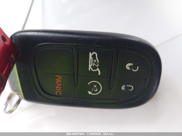 1C4PJLCS7FW737695 Jeep Cherokee Latitude
