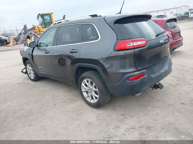 1C4PJLCS7FW737695 Jeep Cherokee Latitude