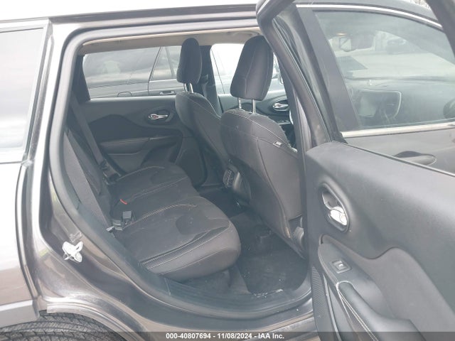 1C4PJLCS7FW737695 Jeep Cherokee Latitude