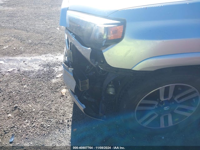 Toyota 4runner Limited 2014 JTEBU5JRXE5200798 Image 17