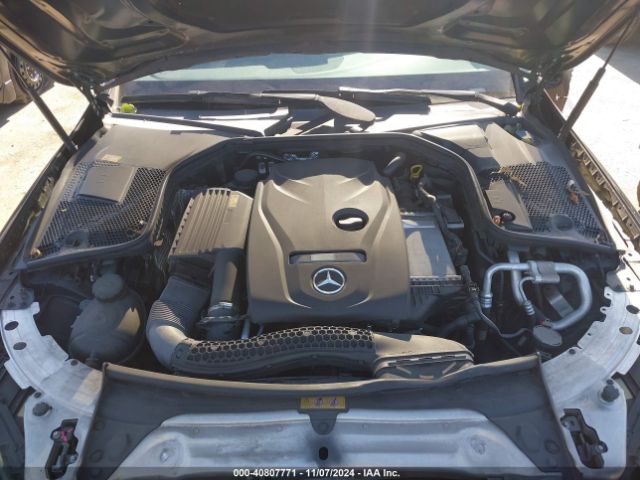 55SWF4JB2GU121283 Mercedes-Benz C 300 Luxury/sport