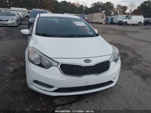 KNAFK4A60G5496376 KIA FORTE LX
